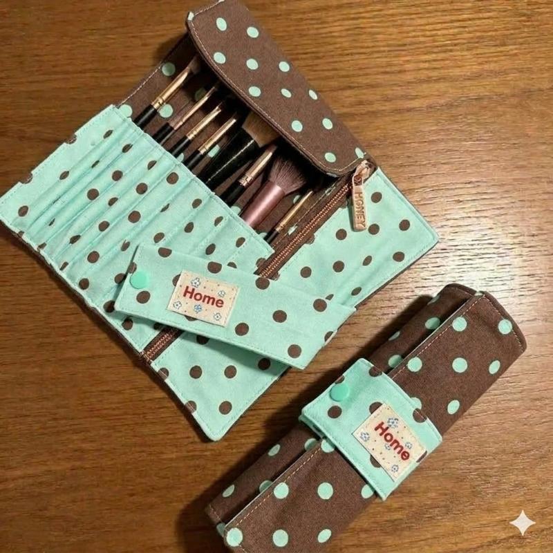 빈티지 스타일의 물방울무늬 롤업형 연필 케이스, 듀얼  - Makeup 리뷰 및 가격